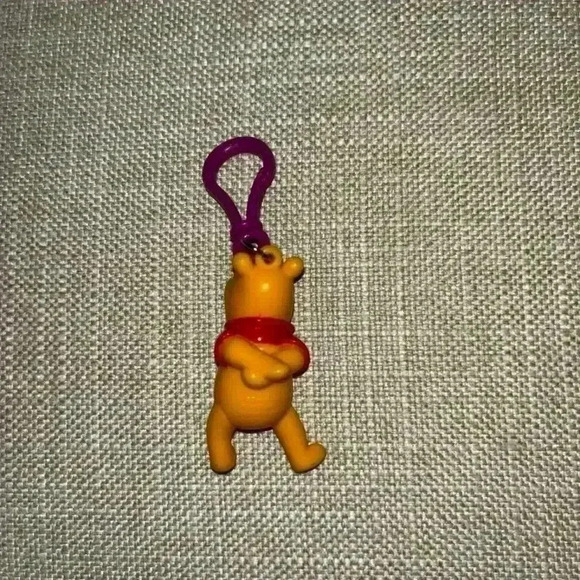 Vintage Winnie the Pooh Keychain bundle - Picture 9 of 10